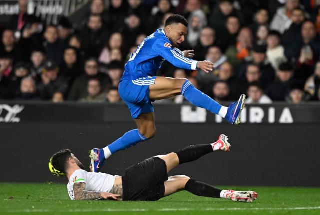 app下载-【讨论】阿隆索都下课几星期了，皇马为何还在XJBT？